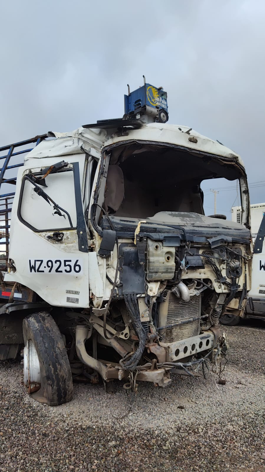 CREMALLERA DE DIRECCIóN Renault PREMIUM 2004  USADA  EN DESARME